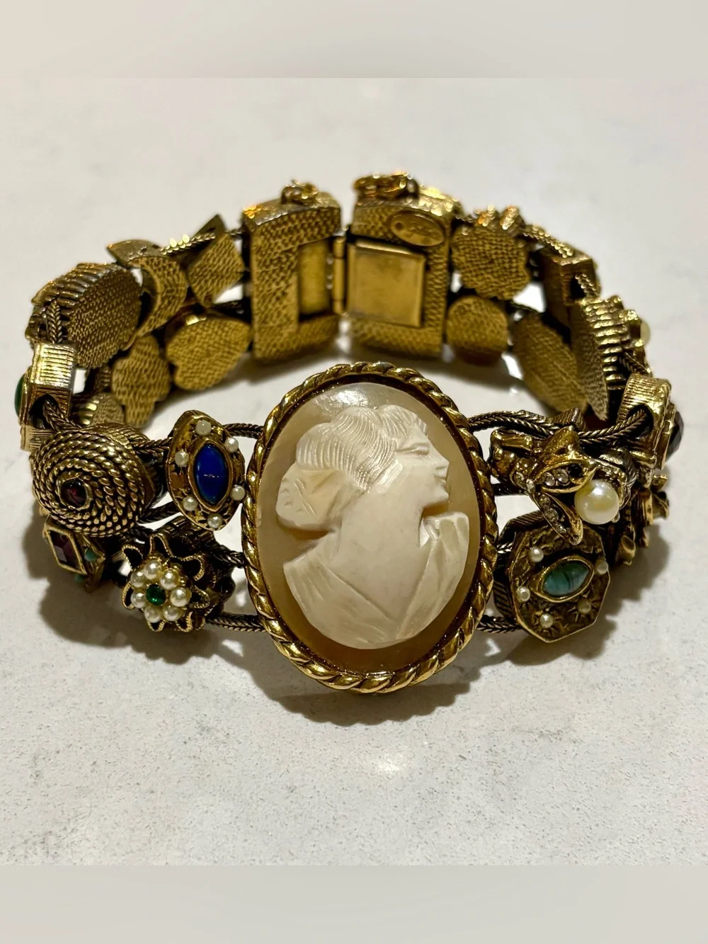 Vintage 1960s Goldette Cameo Slide Bracelet Rare Victorian Revival Statement